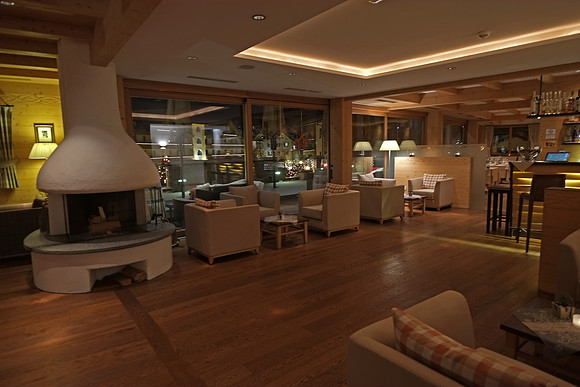Hotel Nives - highly recommend here
